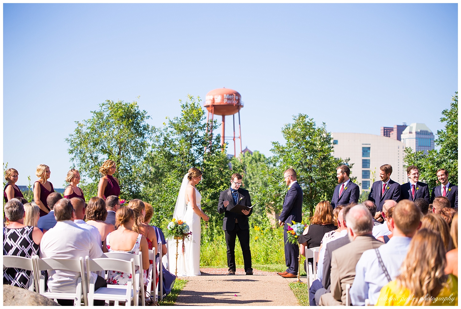 outdoor wedding ceremony at grange insurance audubon center