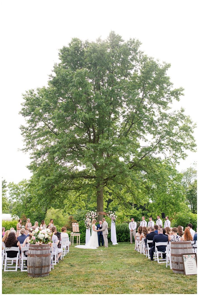outdoor ceremony at jorgensen farms