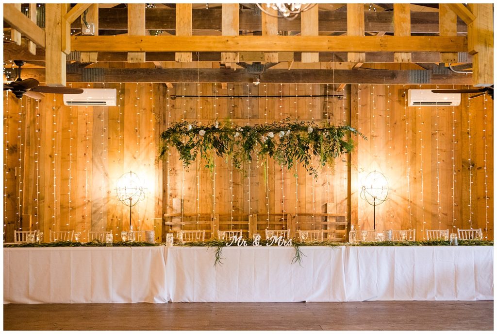 barn decorated for reception at jorgensen farms